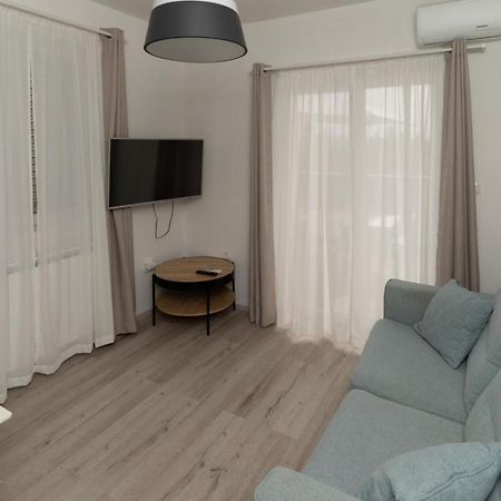 Apartments Happy Sukošan Εξωτερικό φωτογραφία