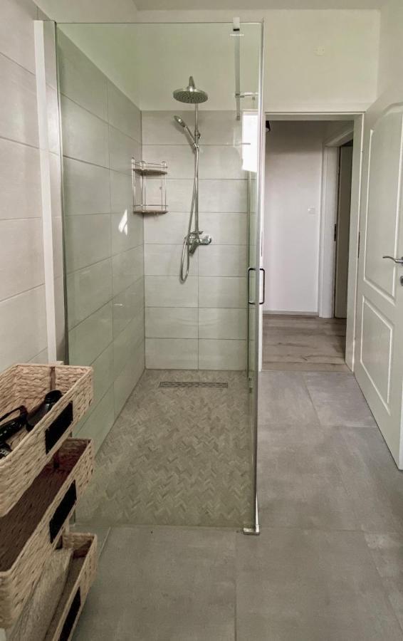 Apartments Happy Sukošan Εξωτερικό φωτογραφία