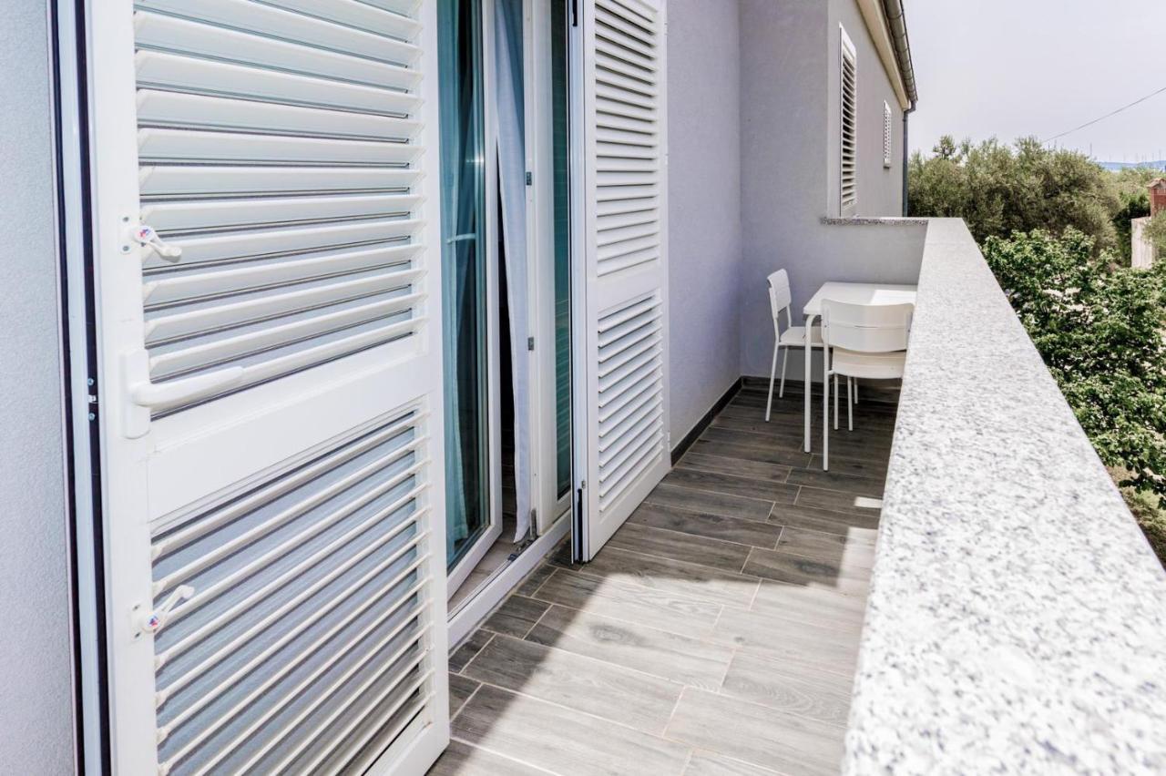 Apartments Happy Sukošan Εξωτερικό φωτογραφία