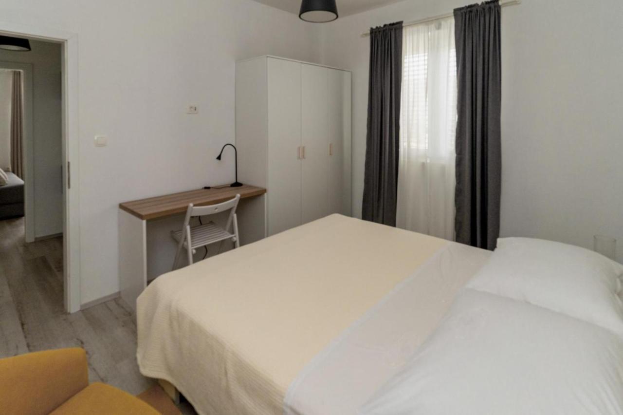Apartments Happy Sukošan Εξωτερικό φωτογραφία