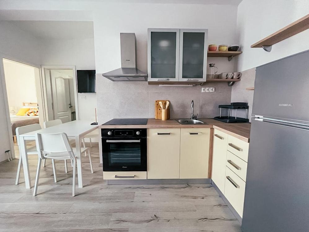 Apartments Happy Sukošan Εξωτερικό φωτογραφία