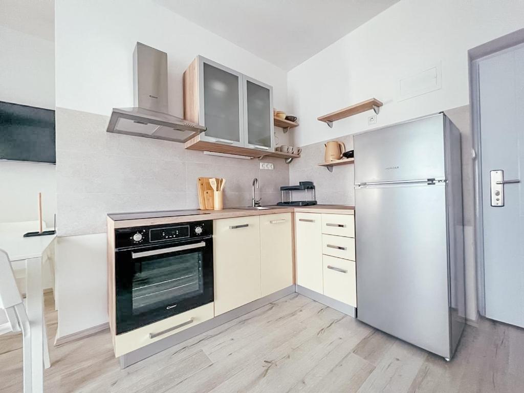 Apartments Happy Sukošan Εξωτερικό φωτογραφία